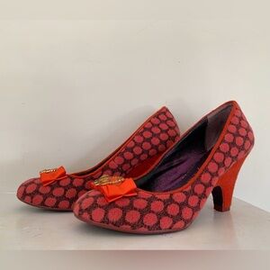 Poetic License Charm School Pink Orange Polka Dot Fabric Heels size US 8 EU 39